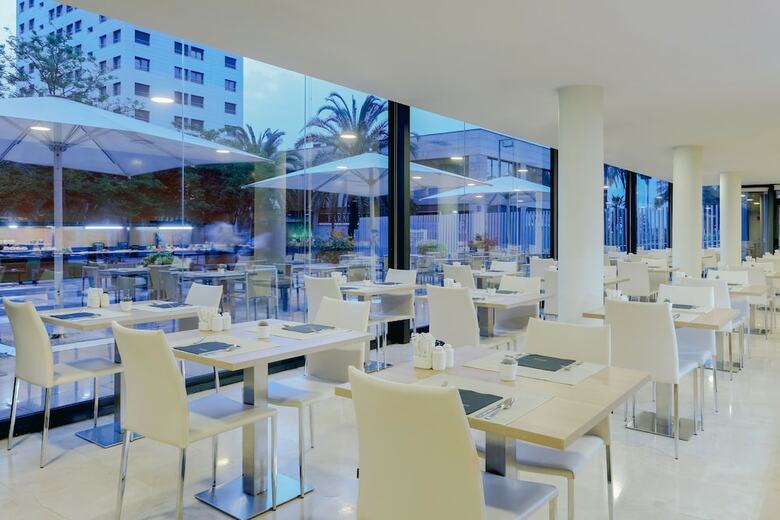 Hotel Catalonia Barcelona Beach