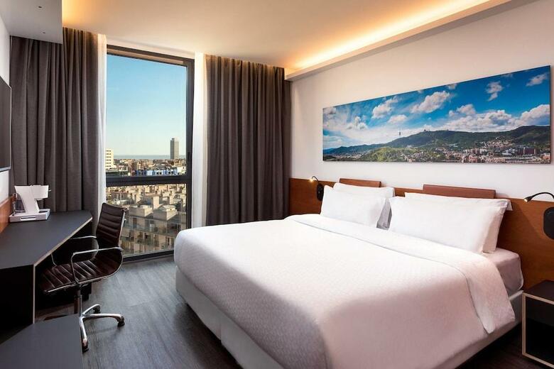 Hotel Four Points By Sheraton Barcelona Diagonal