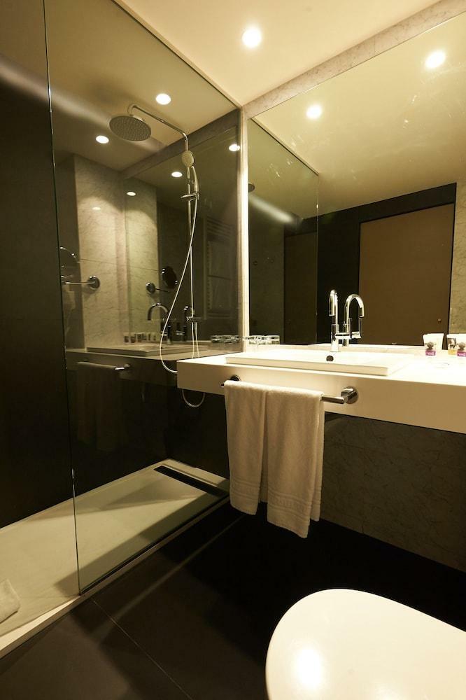 Hotel Mercure Barcelon Condor