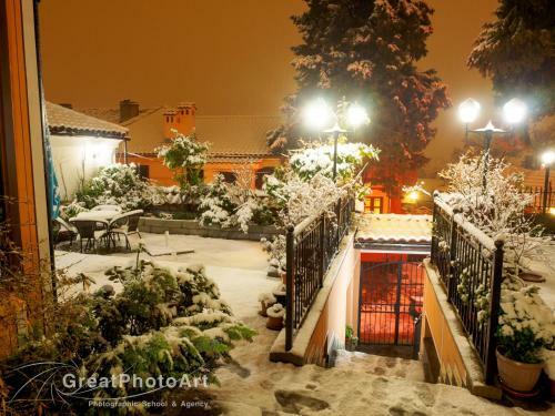 Hotel Alafrangite
