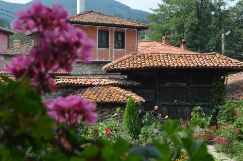 Hostal Zlatniyat Telets Guest Rooms