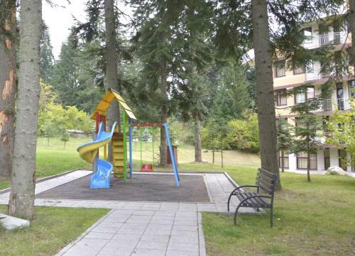 Persey Flora Apartments