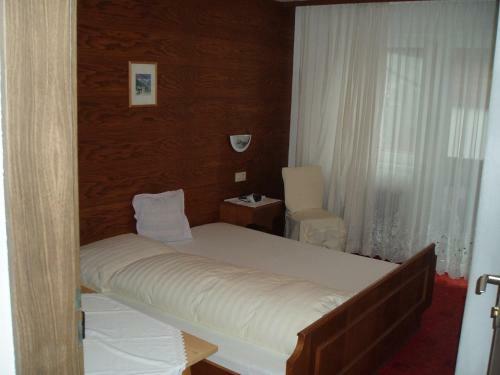 Bed & Breakfast Pension Steinadler