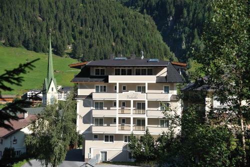Hotel Garni Val�lla