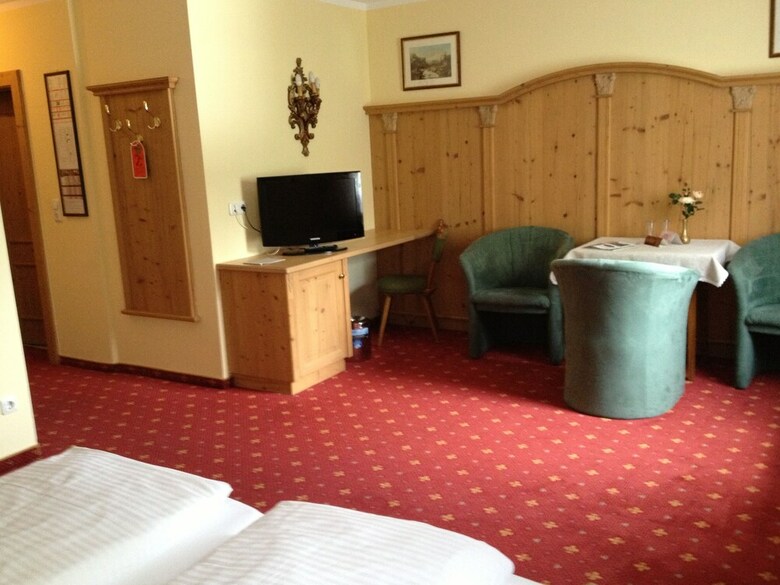 Hotel Neue Post
