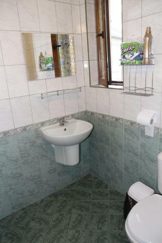 Lilia Apartments