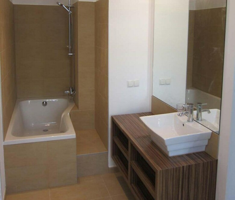 Hotel Room 55