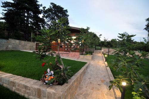 Villa Estate