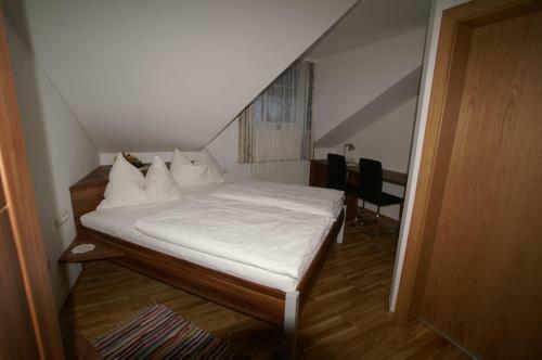 Posada Gasthof Zur Post