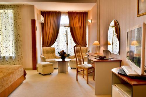 Bistra & Galina Hotel