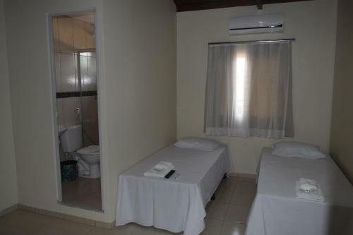 Hostal Hotel E Pousada Arara Azul