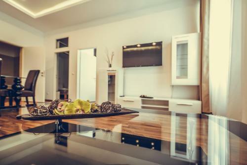 Aurellia Serviced Apartments