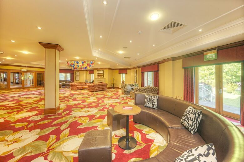 Newton Hotel