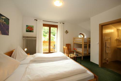 Hostal Chalet Jasmin