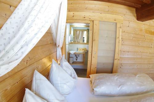 Agroturismo Rafting Camp Palfau