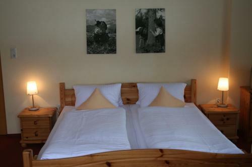 Hostal Haus Alpengl�hn
