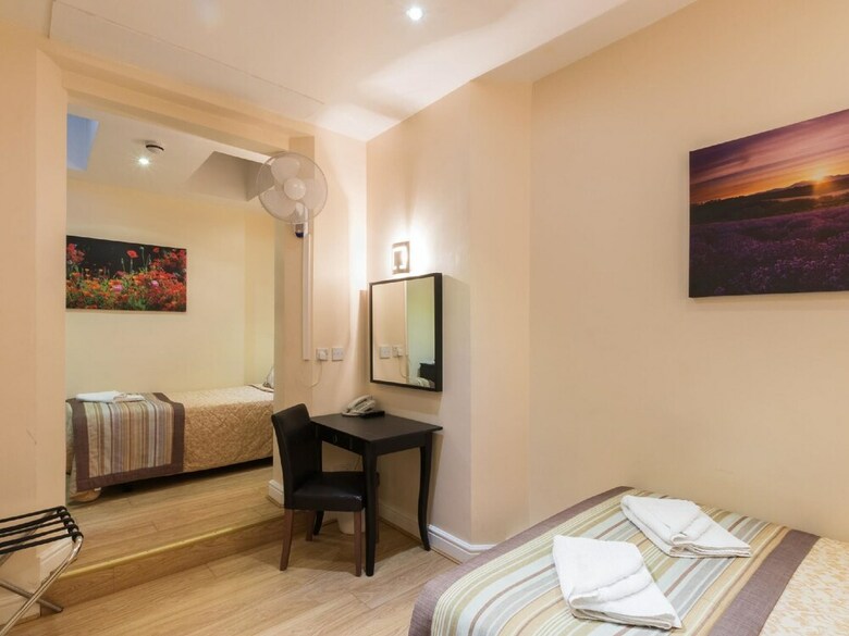 Notting Hill Gate Hotel