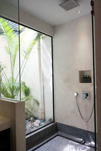 H Hotel Cambodia