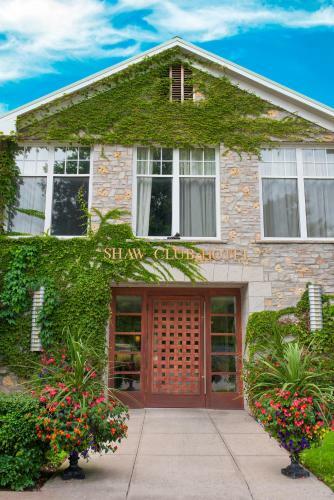 Shaw Club Hotel