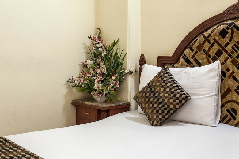 Hotel Sunstar Residency