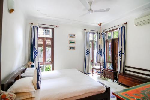 Hotel Shanti Home
