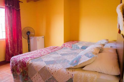 Hostal Alabalti