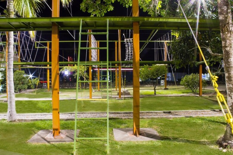 Hotel De Aventura Y Centro De Convenciones Madaura