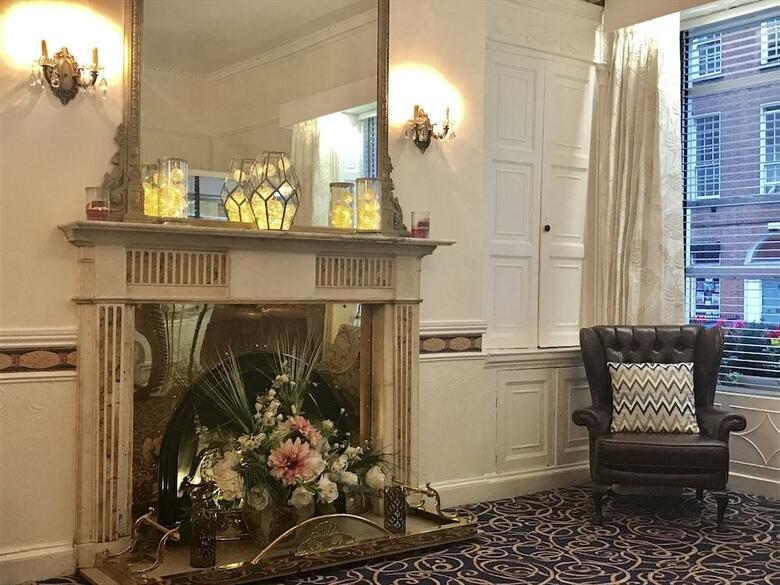 Dergvale Hotel