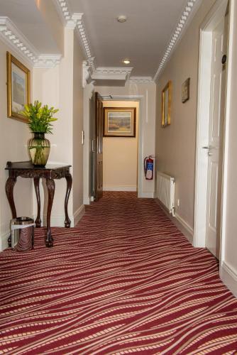 Mcsweeney Arms Hotel