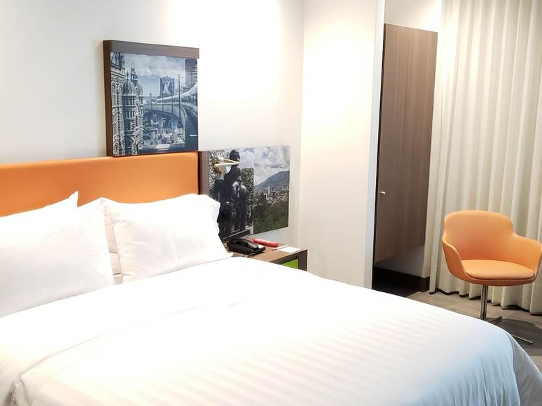 Hotel Hampton By Hilton Medellin