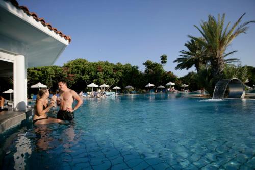 Avanti Hotel
