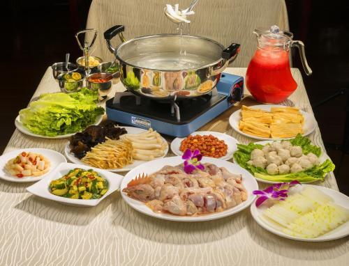 Sanya Jing Run Pearl Theme Hotel