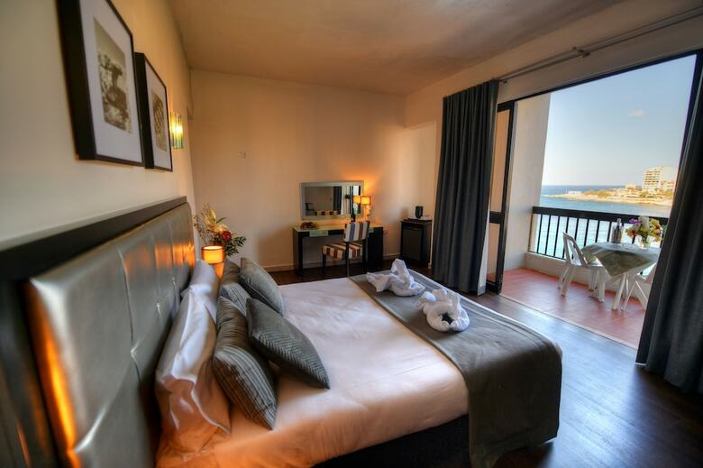 St. Julian`s Bay Hotel