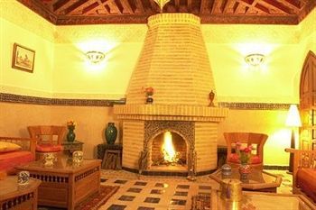 Albergue Riad Dar Al Kounouz