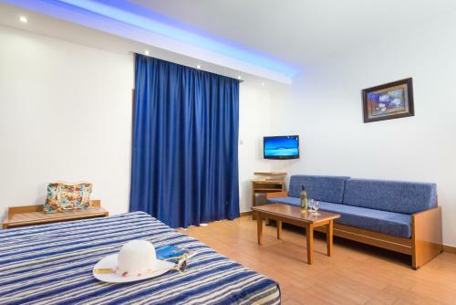 Aparthotel Loutsiana I & II Deluxe Apts