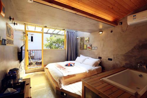 Jiaochangwei Coco Inn