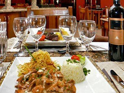 Las Ventanas Suites Hotel