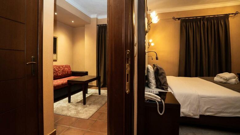 Dellas Boutique Hotel