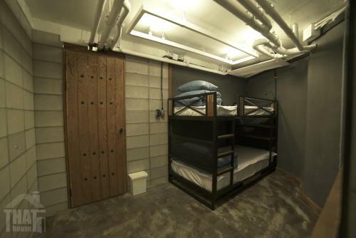 Hostal That House