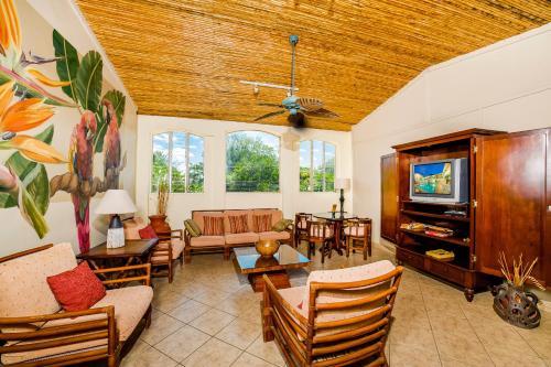Pueblo Dorado Hotel