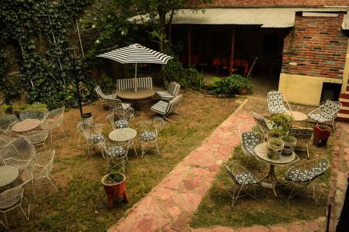 Hostal El Charaba