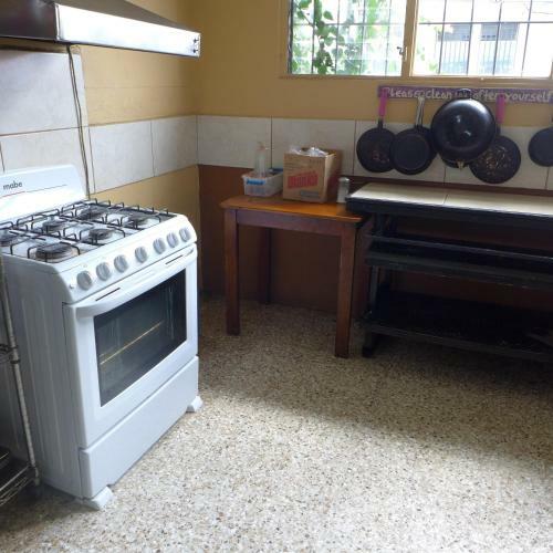 Casa Yoses Hostel