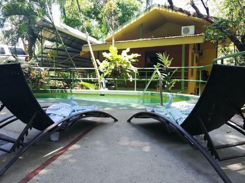Posada Paradise Inn
