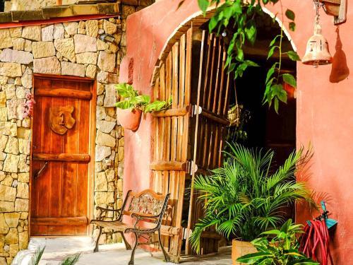 Havana Lodge