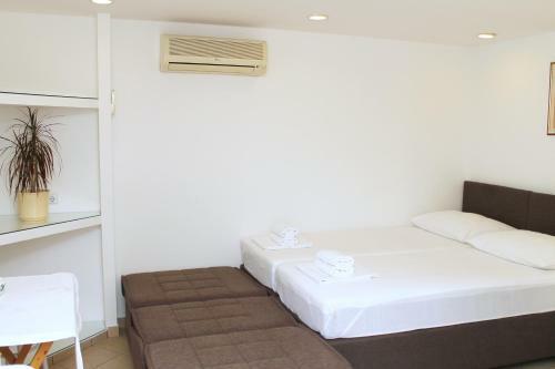 Hostal Mito Rooms And Apartments