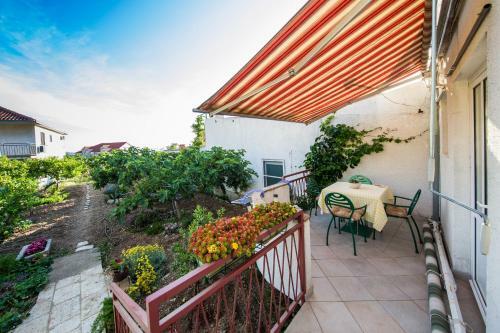 Garden Apartments