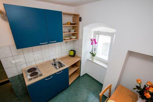 City & River View Apartment