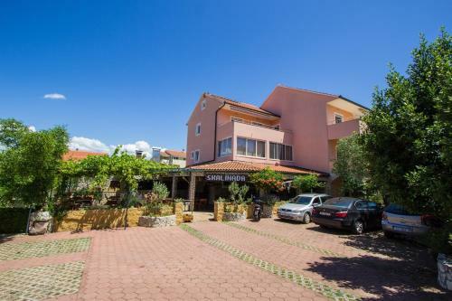 Apartments Skalinada