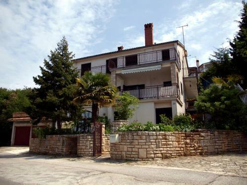 Apartments Maruzin