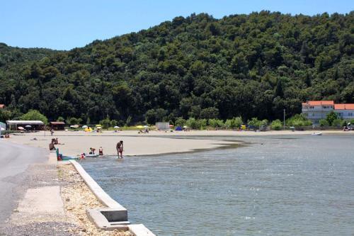Apartment Kampor 11407a